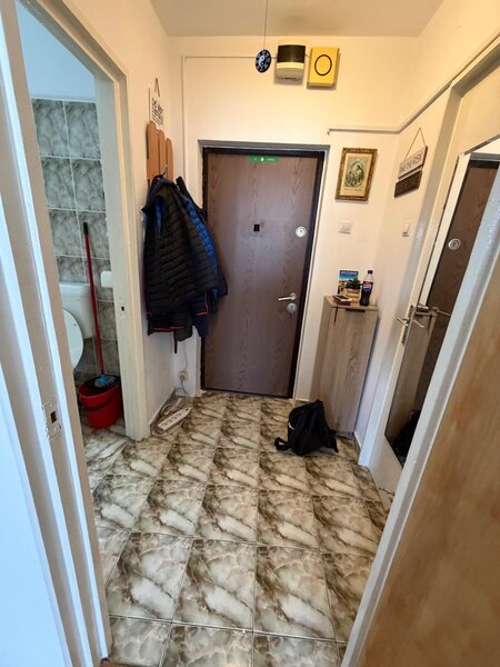 Nicolae Grigorescu, 2 minute metrou, bloc mixt,